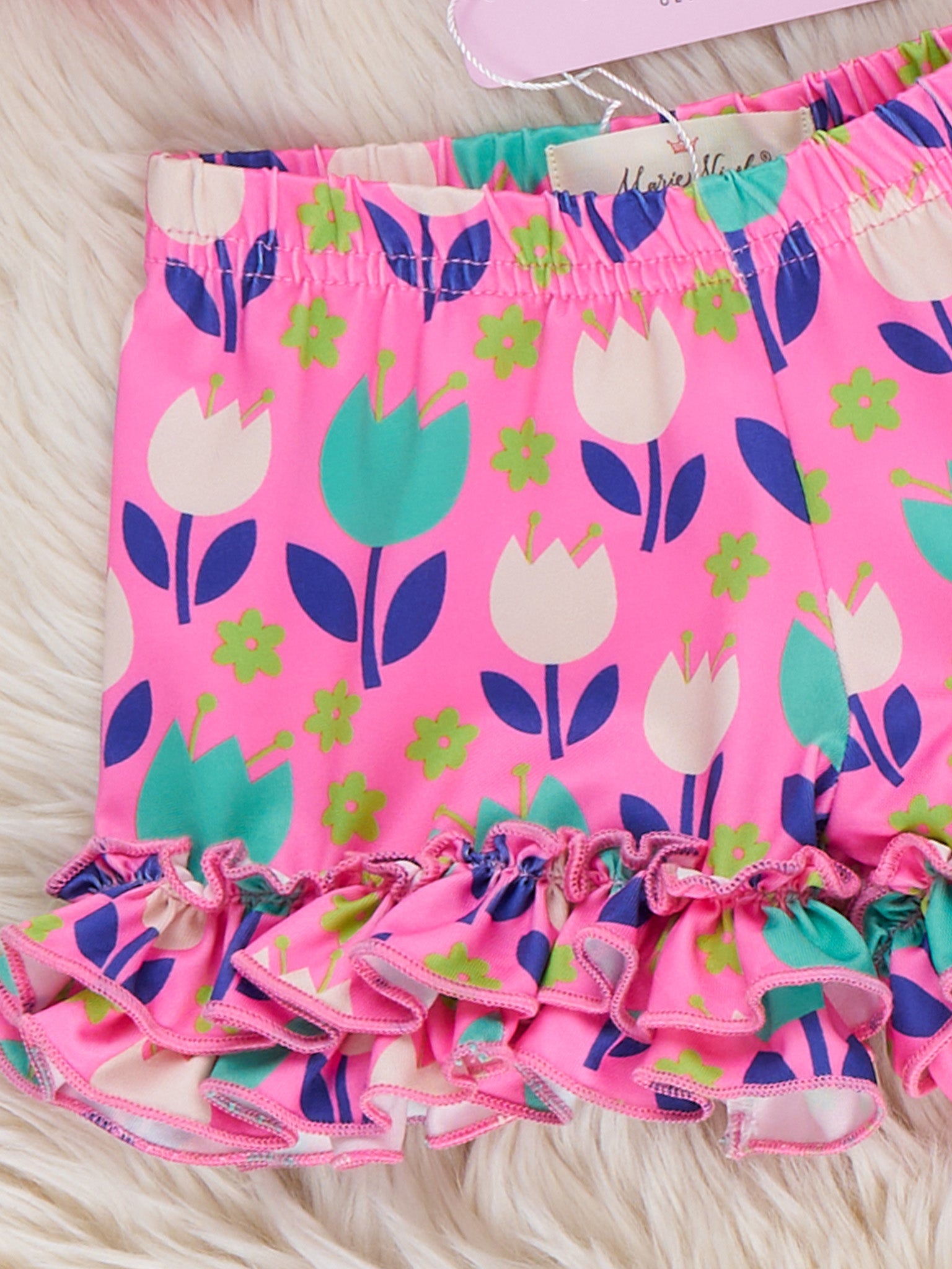 Ruffle Hem Shorts in Tulips Floral Print