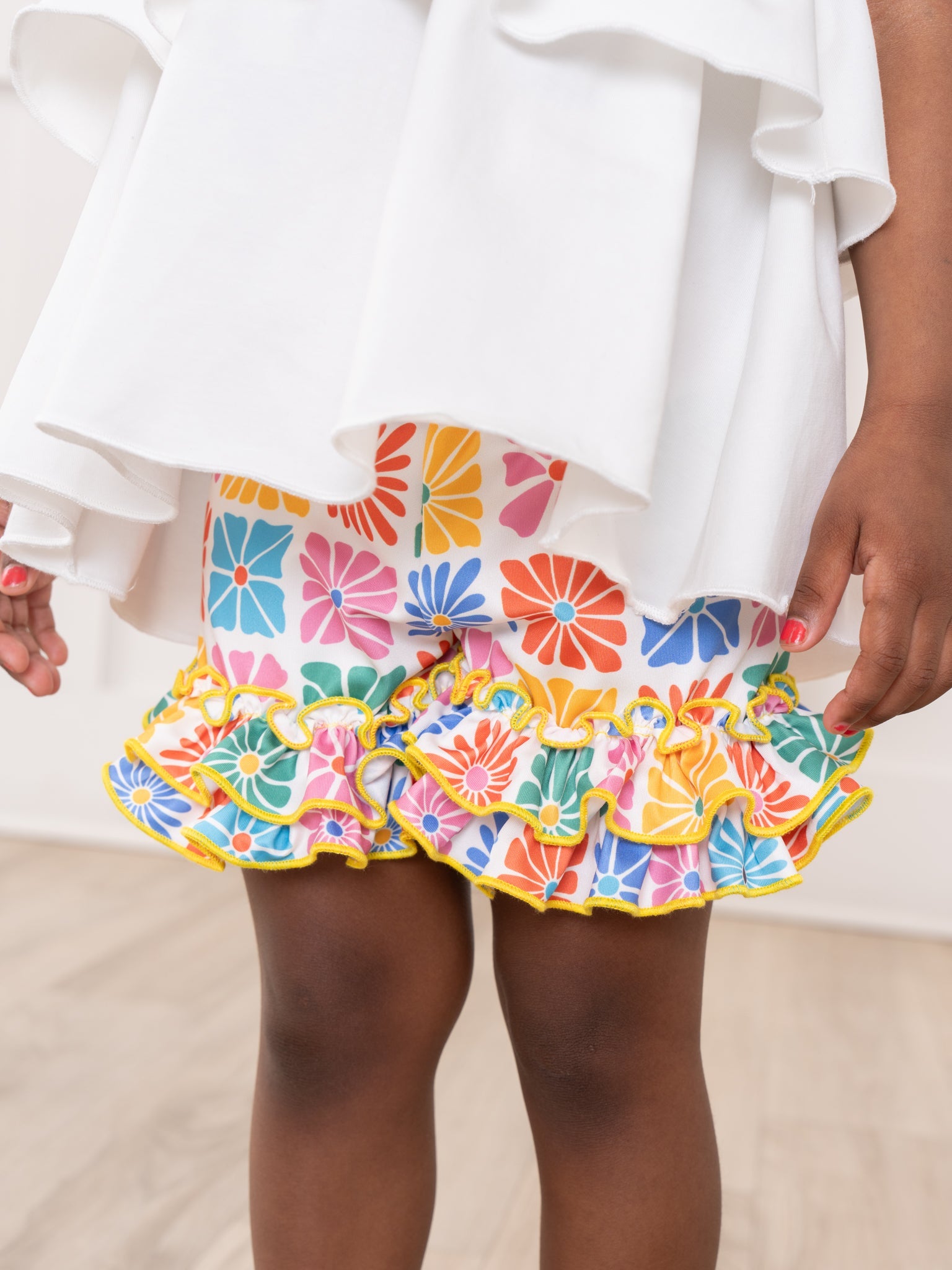 Ruffle Hem Shorts in Flower Tiles Print